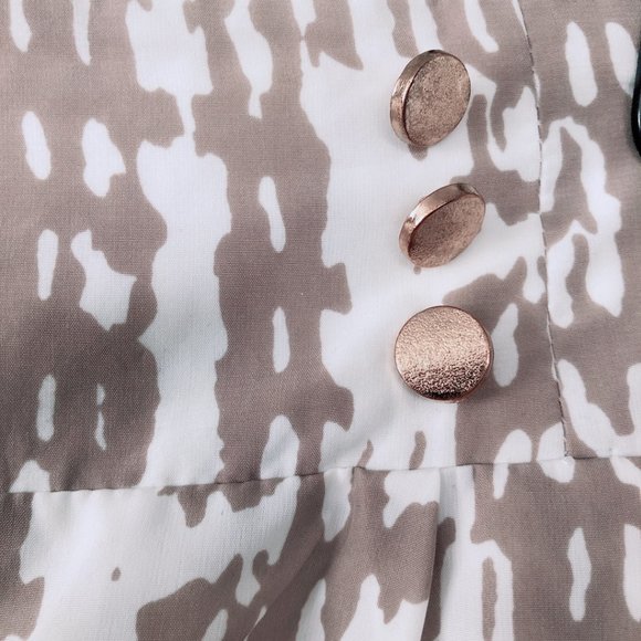 LOVE TREE White Taupe Gold Button Pants M - Picture 3 of 6
